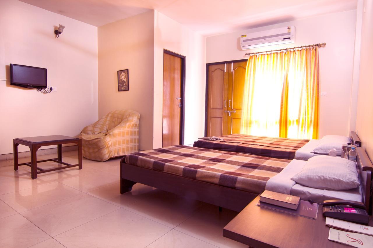 Hotel Rajawas Dibrugarh Eksteriør billede