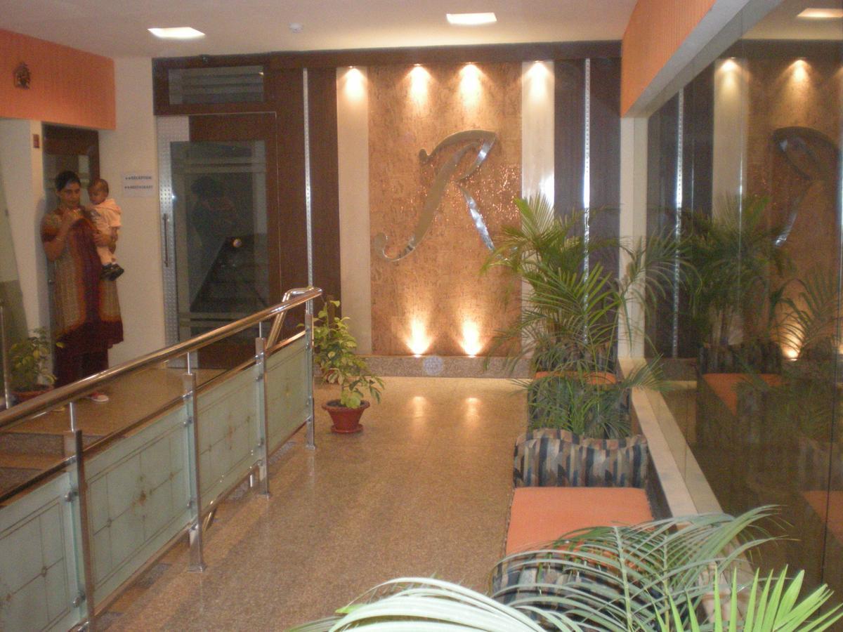 Hotel Rajawas Dibrugarh Eksteriør billede